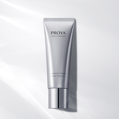 珀莱雅臻妍焕采奢养足球网霜